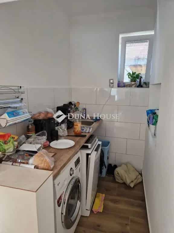 72 m2-es Felújított Kádár-kocka Monoron