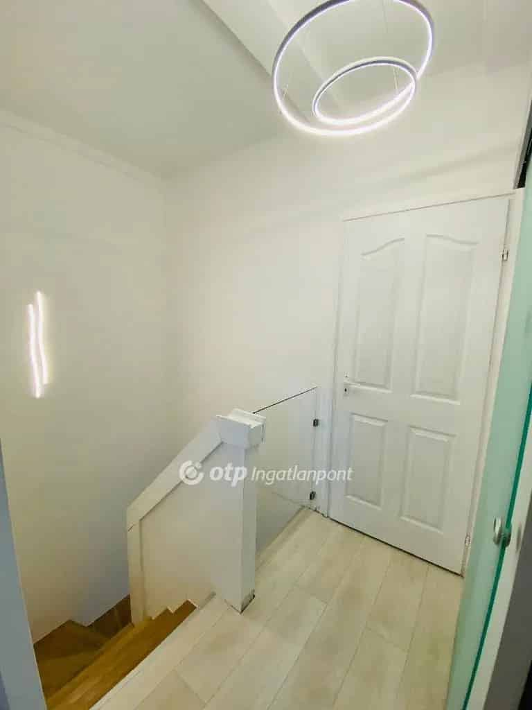 Ház Kiadó , Debreceni járás, Alföld és Észak