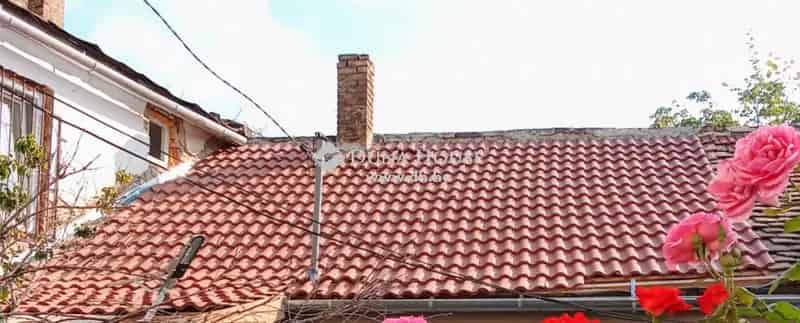 22 m2-es felújított ház eladó Pécsett