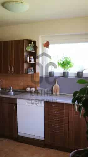 Tokorcsi családi ház eladó - 2 szintes, 1408 m² telek