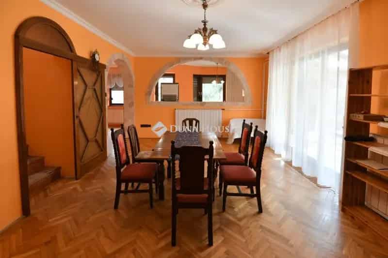 Kecskeméti családi ház kiadó 12-14 fő részére