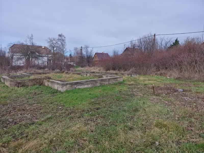 Abádszalók Tisza-parti saroktelek eladó