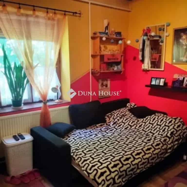 110 m2-es családi ház Dabas-Gyónon nagy kerttel