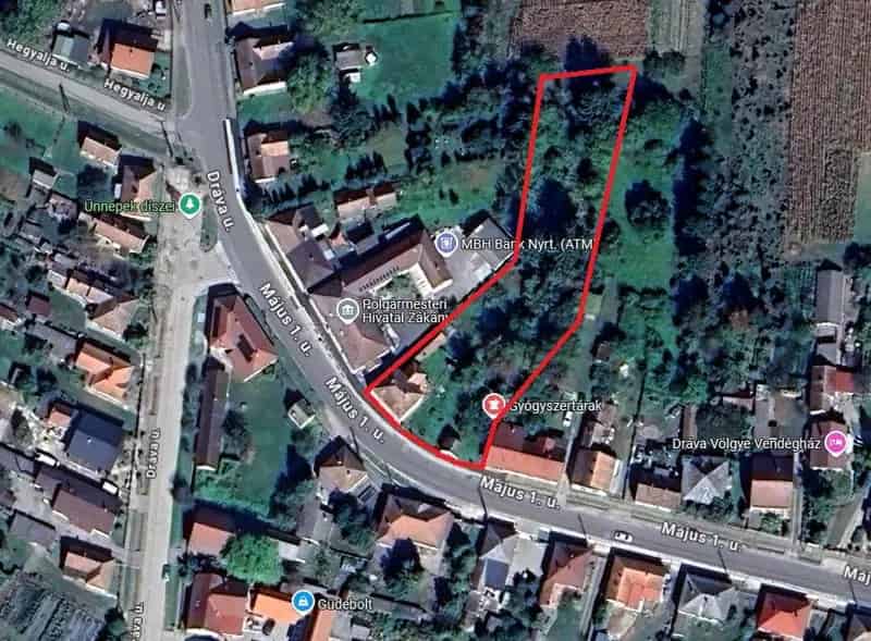 Felujitando csaldi haz mell	kepuletekkel Somogy megyeben