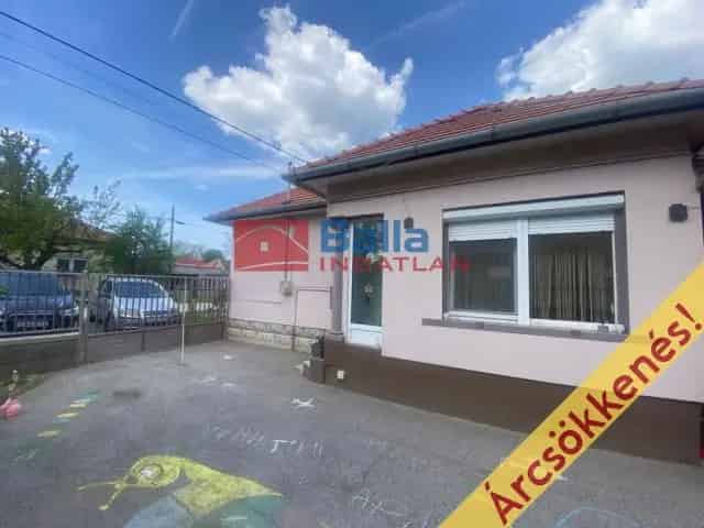Vecsési családi ház eladó 187nm 5 1 szoba felujítva