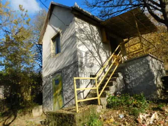 Váci eladó nyaraló telekkel - Patakföld