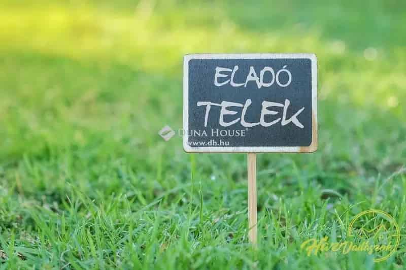 Kecskemét 340 nm-es építési telek eladó