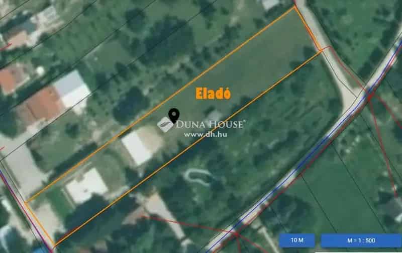 Győrújbarát Domboldali Telek Eladó Elkezdett Épülettel