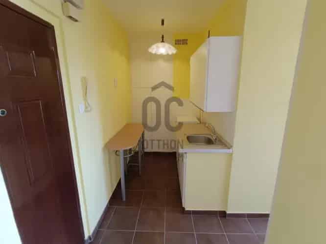 Budapest IV kerulet 35 nm 2 szobas panel lakás eladó