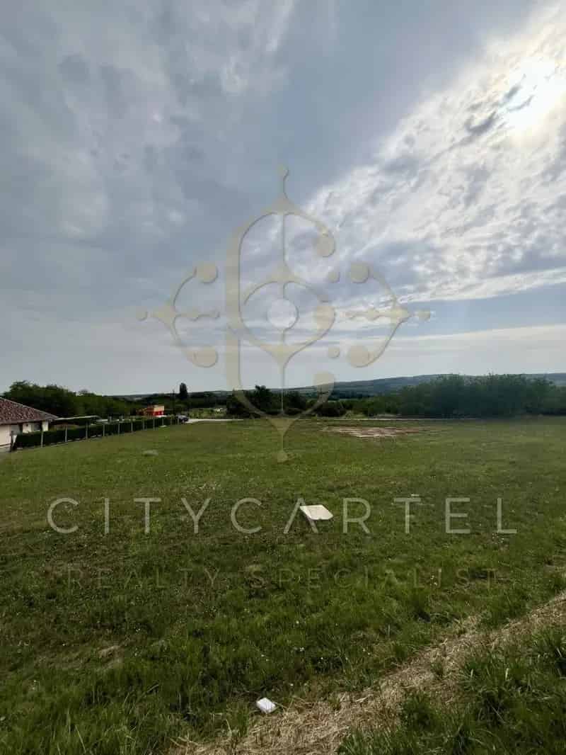 Látrány - 3942 m2-es építési telek eladó