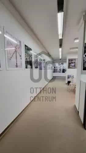 Budapest VIII kerületi eladó üzlethelyiség Orczy téren 211m2