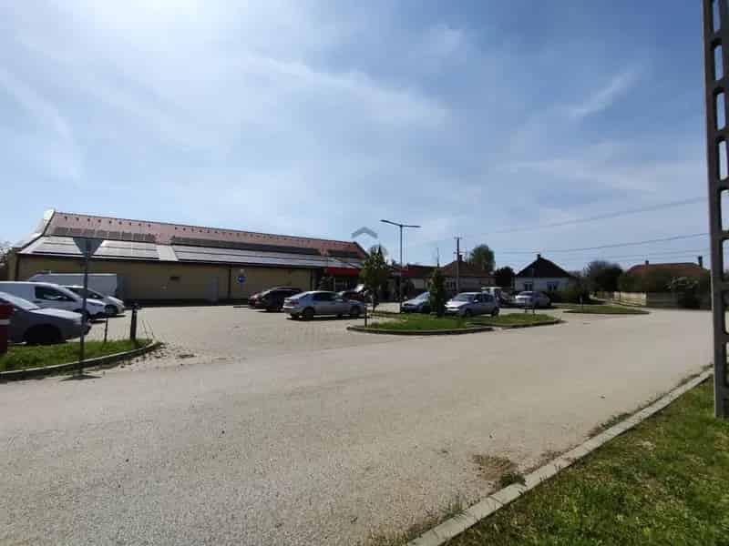 931 nm-es telek eladó Jászdózsán családi ház építésére