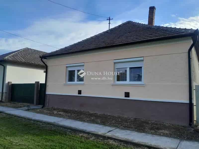 Farádi családi ház eladó - 100 m2 - 924 m2 telekkel