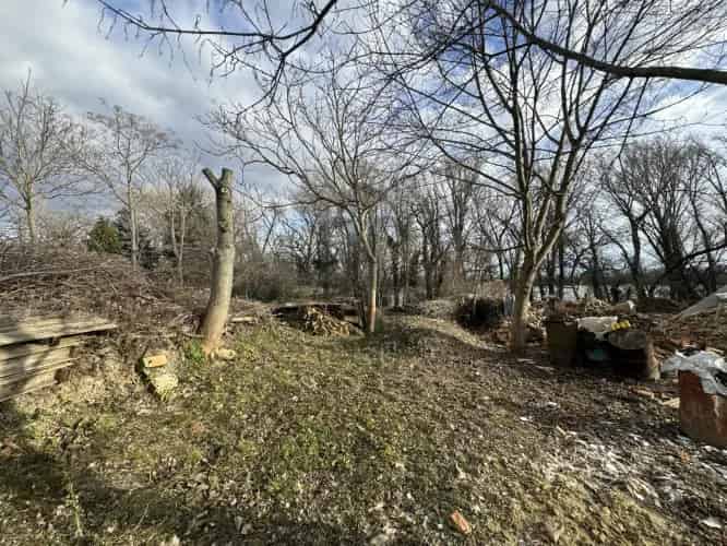 Százhalombattai Duna parti telkek eladók 1006m2