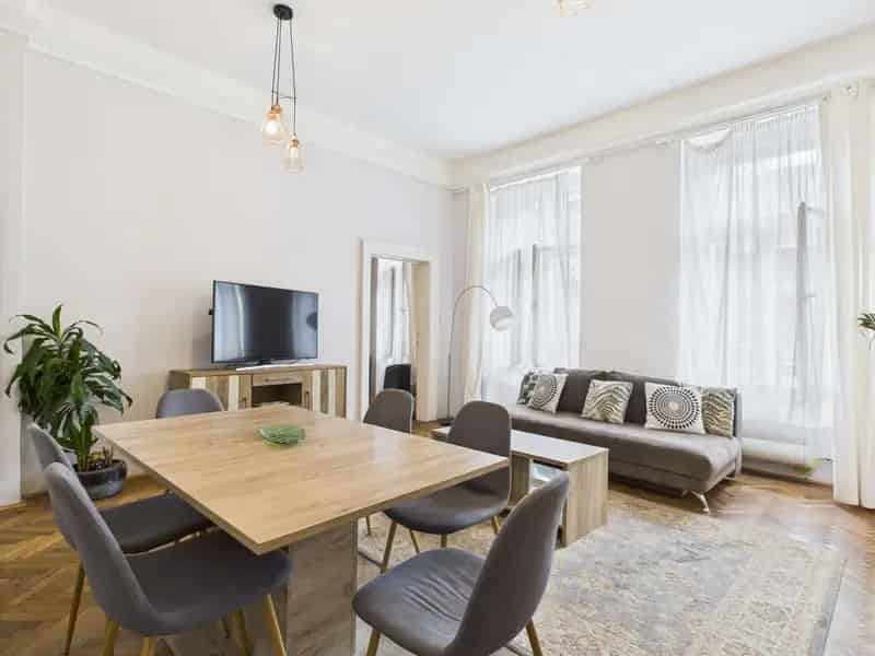 Bérbeadó lakás Budapest V. kerületben - 3 hálószoba - Bazilika közelében