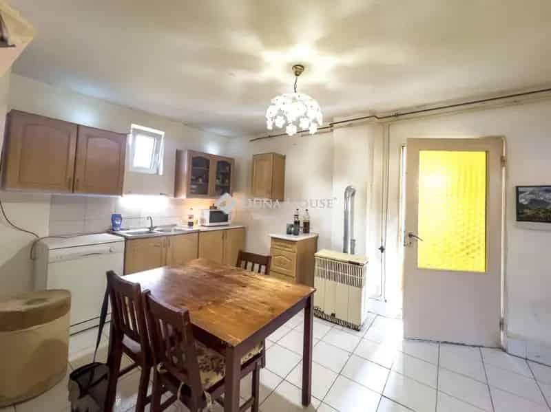Biatorbágyon eladó felújítandó családi ház 82m2 550m2 telekkel