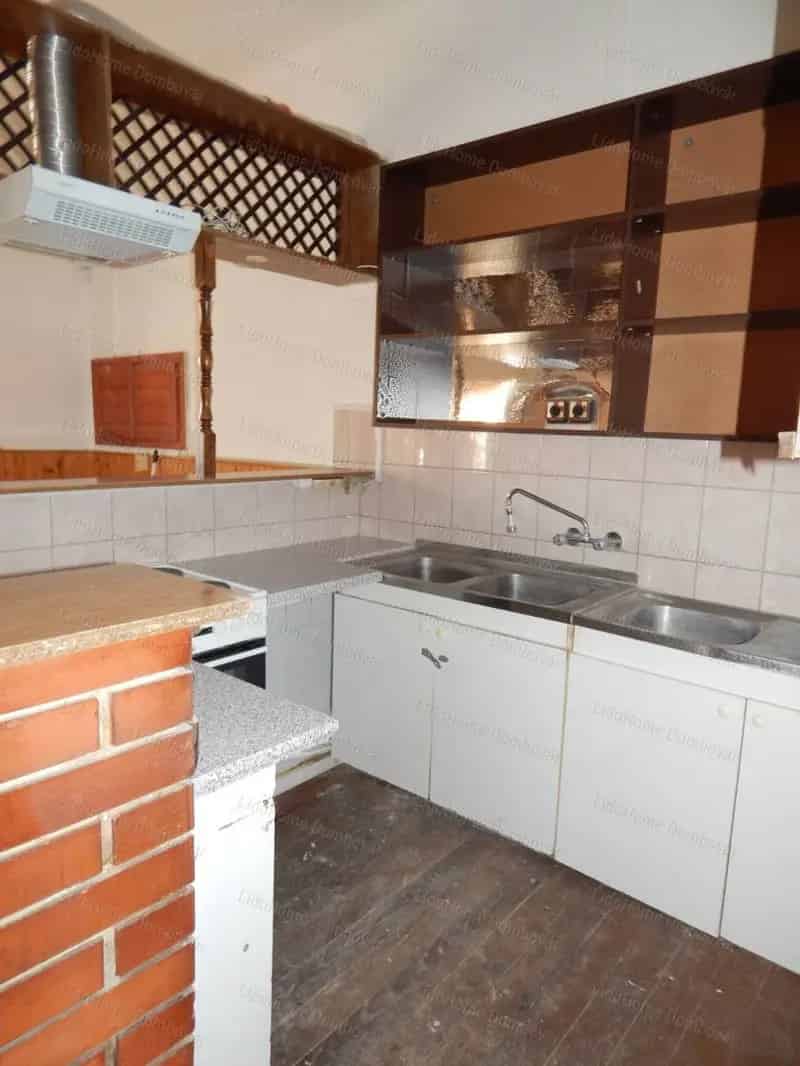 Dombóvári családi ház eladó - 45 m2 - felújított