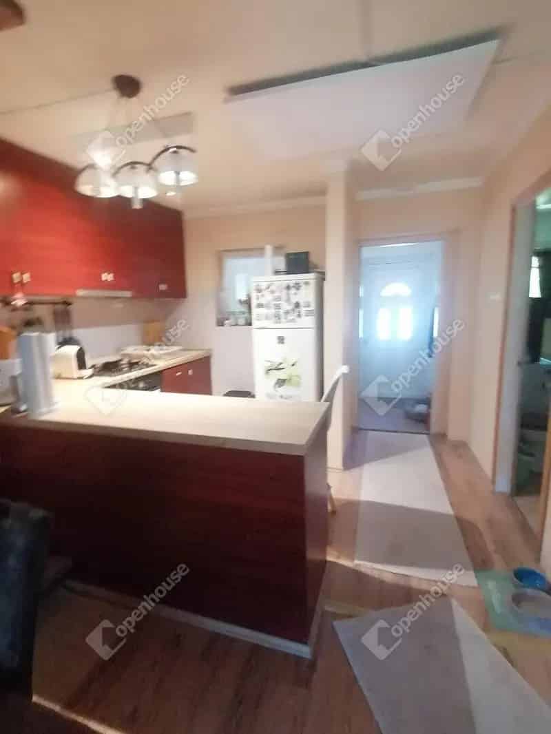 Ház Kiadó , Győri járás, Dunántúl