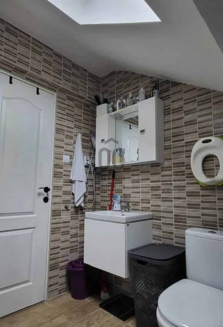 54m2-es felujitott lakás 65m2-es kertrésszel Kispesten
