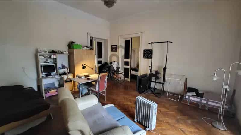Budapest VIII kerület eladó 3 szobás nagypolgári lakás