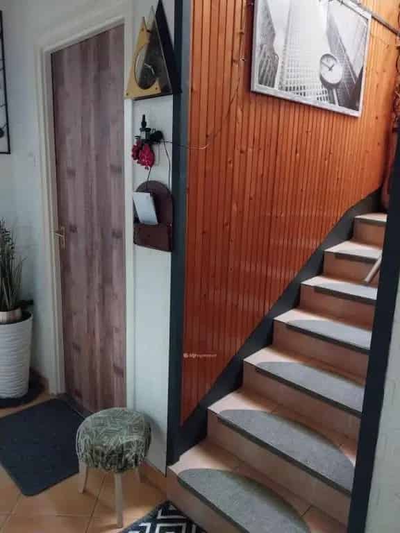 Hajdúszoboszló 2 szintes felújított tégla ház eladó