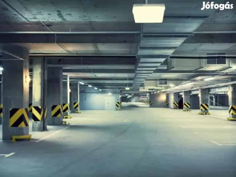 15 nm-es teremgarázs parkolóhely eladó Nyíregyháza belvárosában