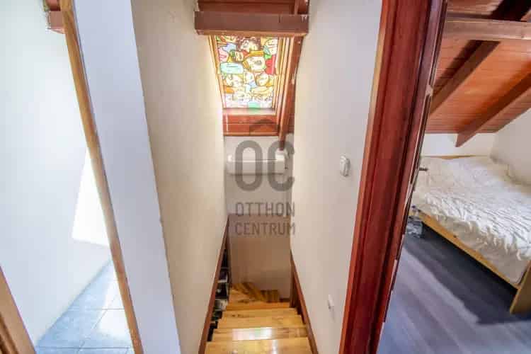 Biatorbágy Peca-tó családi ház eladó 3 szoba panorámás terasszal