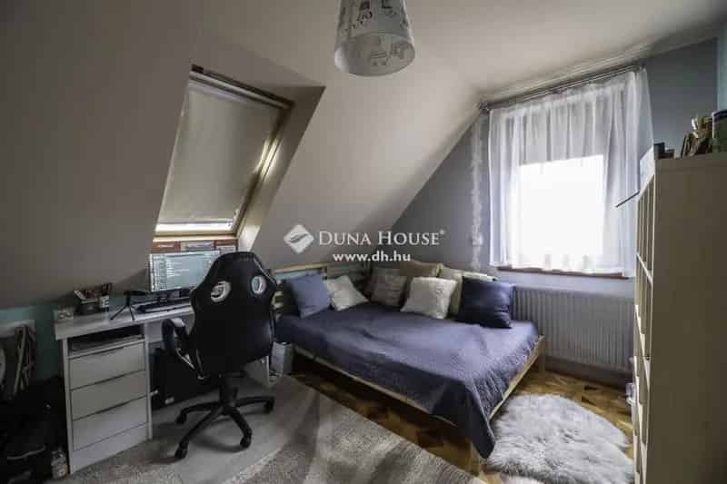 Kecskemét Hetény Belsőnyír 215 nm-es családi ház eladó