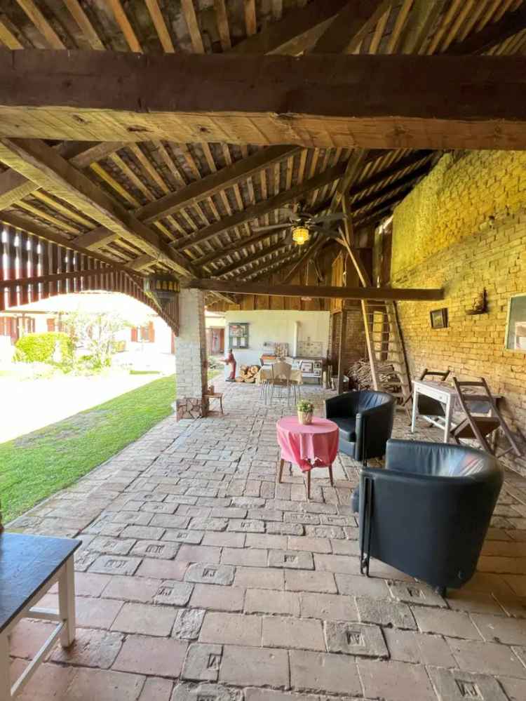Felújított Sváb Parasztház Lengyelben - 4604 m² Telek
