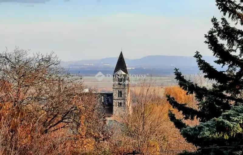 Zsámbéki panorámás családi ház eladó