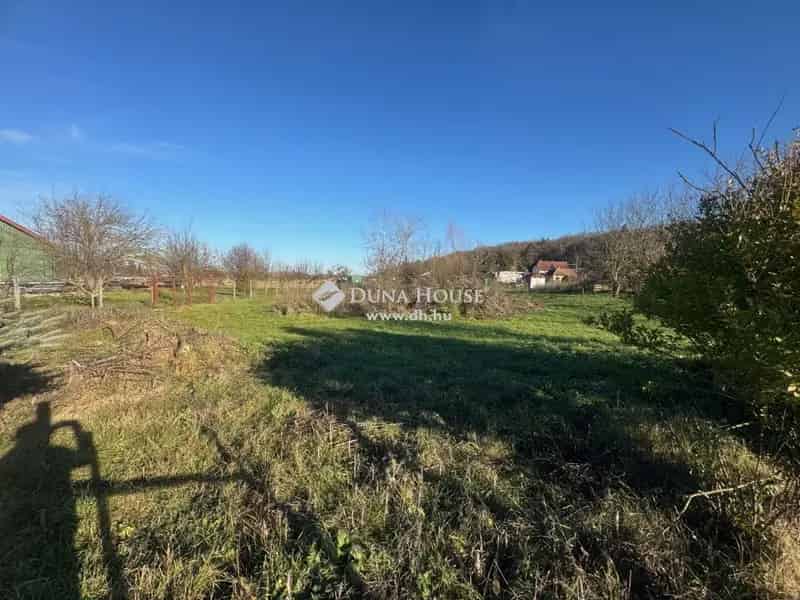 Sé csendes telek eladó Arany-patak partján 2333 m²