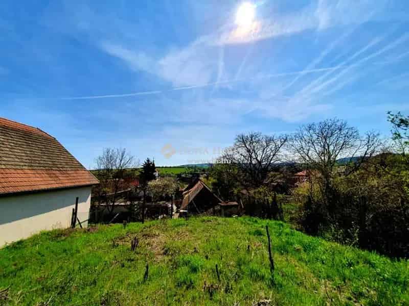 Szokolya belterületi telek eladó - 750 nm - panoráma