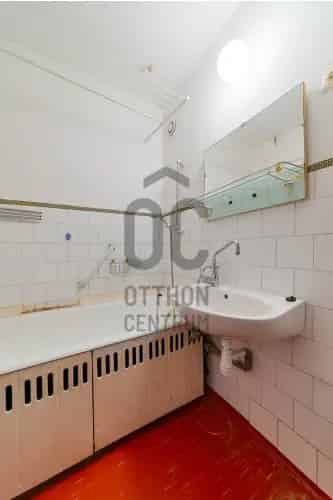 Budapest IV kerulet Ujpest 54 nm-es 2 szobas panel lakás elado
