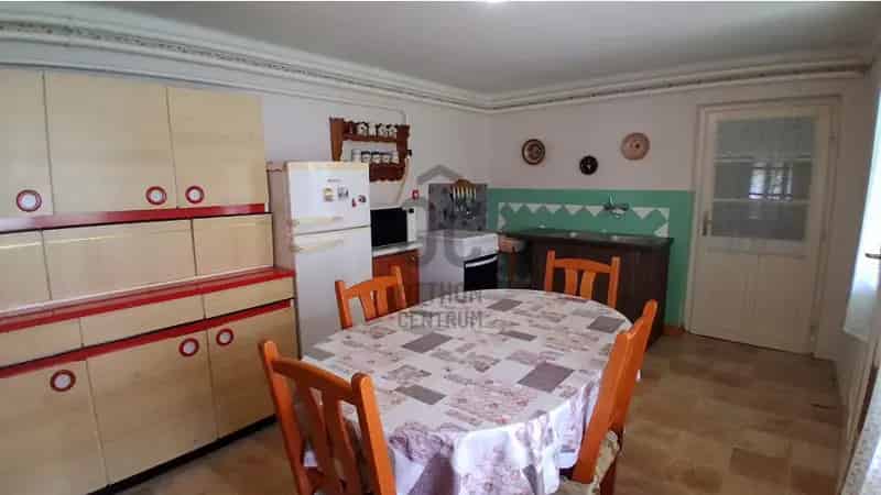Hajduboszorményi elado csaladhaz 3 szoba garazzal teraszos
