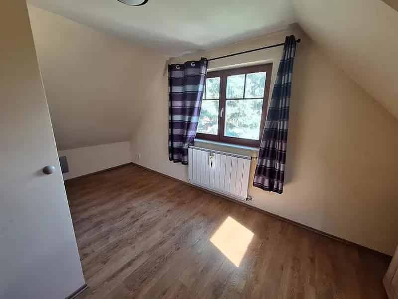108 nm-es családi ház Gödön - garázs, kandalló, klíma