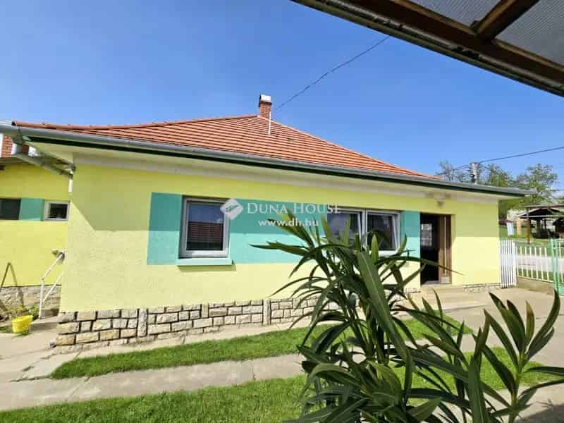 Családi ház Törekiben 2235m2-es telken