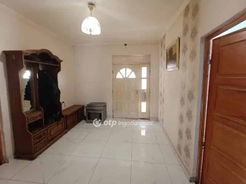 Ház Kiadó , Kemecsei járás, Alföld és Észak