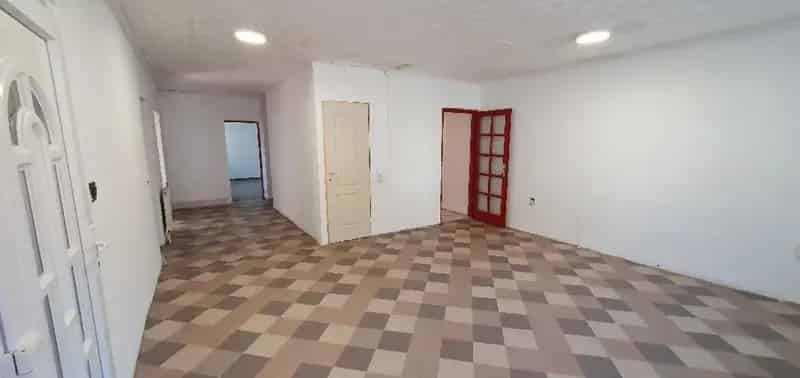 Úrkút Központhoz Közeli 92 nm-es Ház Eladó