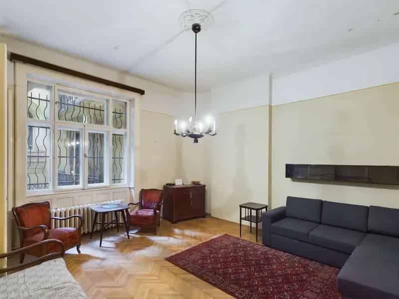 2 Szobás Felújítandó Lakás Budapest V Kerületben