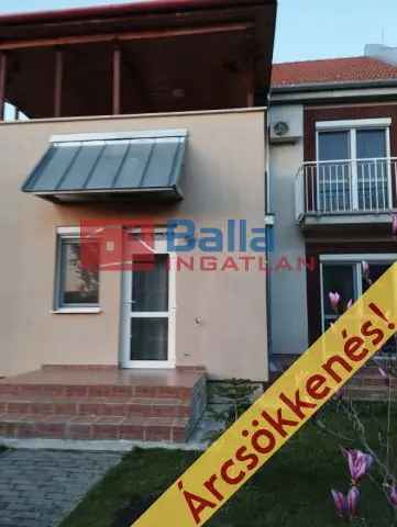 Rákoshegy 6 szobás 133nm-es családi ház 170nm telekkel