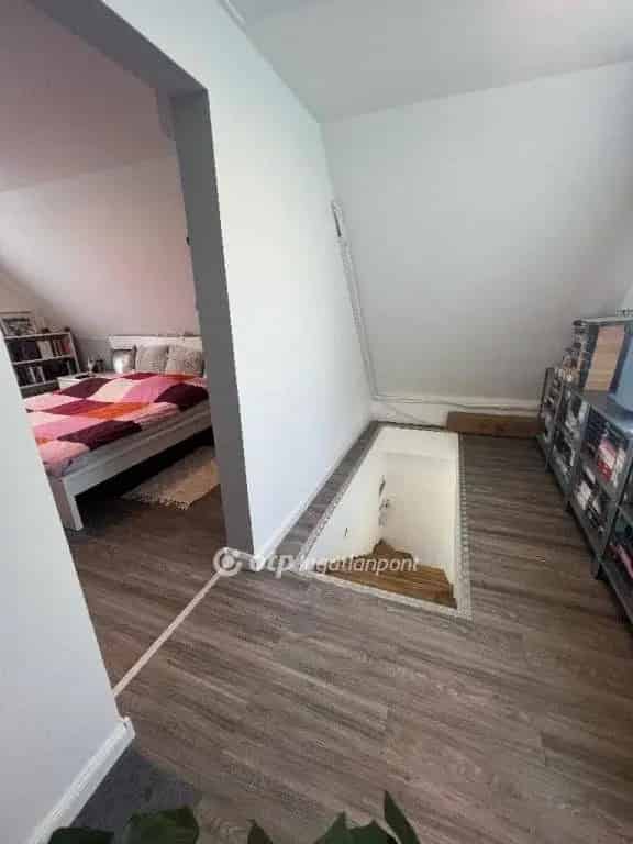 Felujitott Haz Szigethalmon Kis-Dunanal Horgaszoknak
