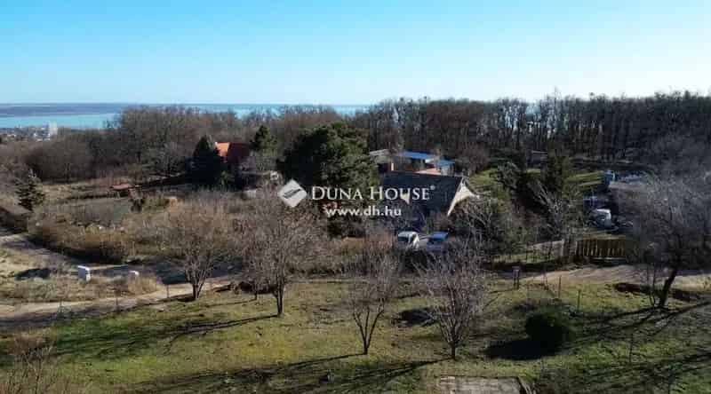 Balatonalmádi Örök Panorámás Telek Eladó