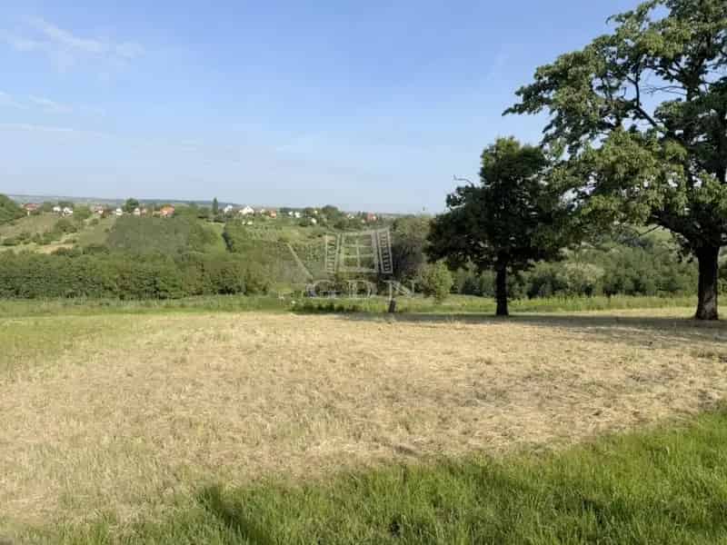 Zalaegerszeg Szenterzsébethegy: 1356 m2-es sík telek eladó
