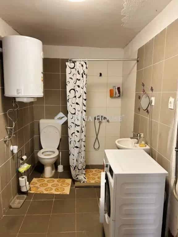 Felújított családi ház Batykon 158 4m2 5 szoba