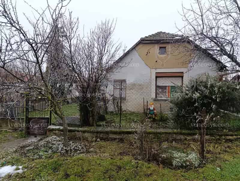 90 m2-es családi ház eladó Csákberényben 1246 m2-es telekkel