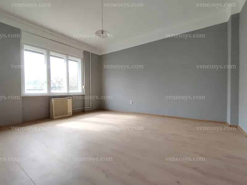 Fadd - 3 szobás családi ház eladó