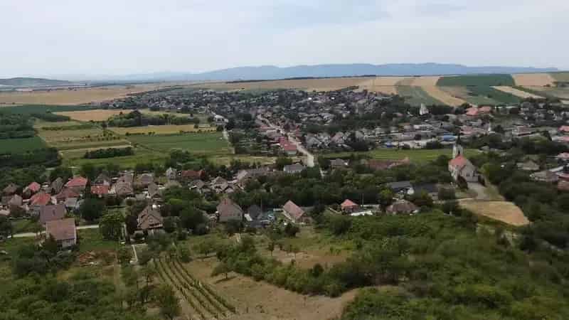 Panorámás Telek Rádon - Álomotthon 30% beépíthetőséggel