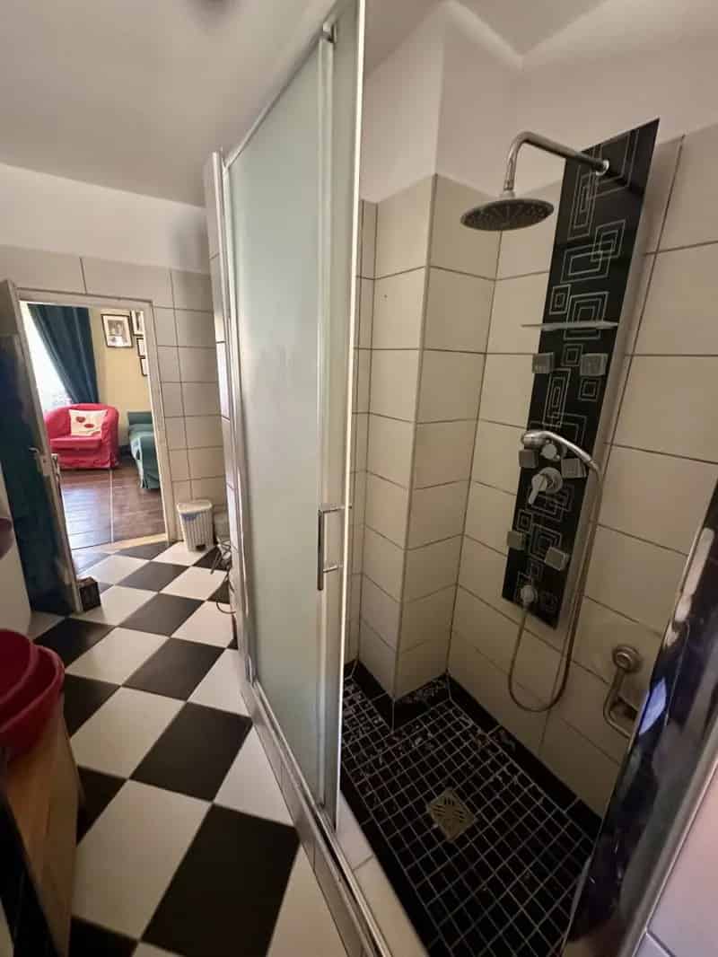 Vési családi ház eladó - felújított, 3 szobás, csendes környezet