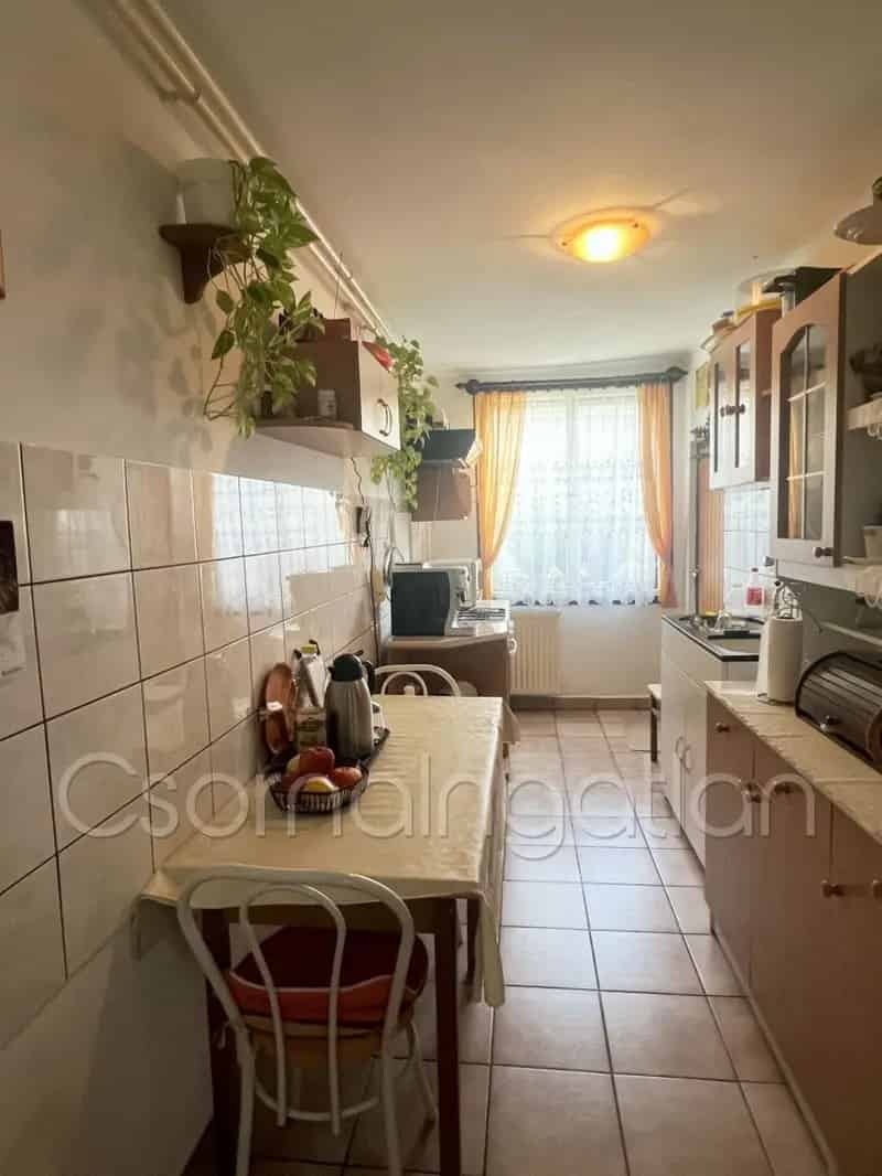 Veszkényben eladó családi ház 1539 m2-es telken