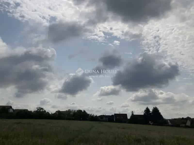 Csömöri panorámás szántó eladó - Befektetés vagy kertészkedés